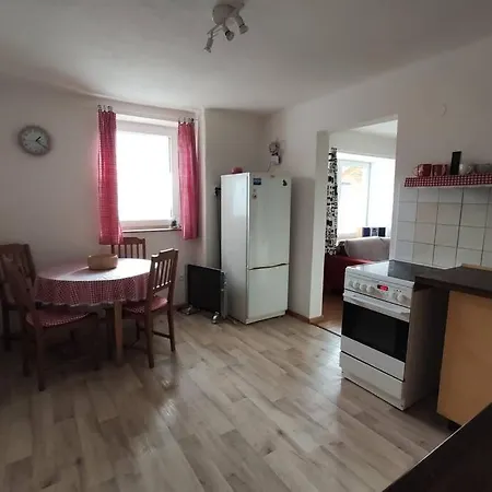 V Banskej Bystrici - Dom S Terasou, Free Private Parking * Banska Bystrica