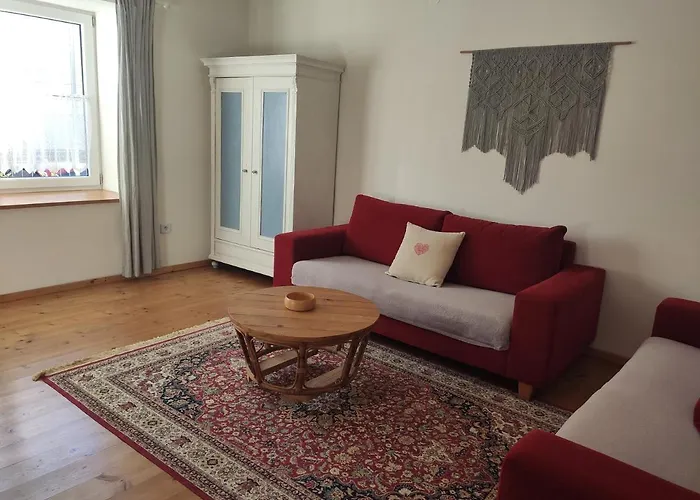 Prázdninový dům V Banskej Bystrici - Dom S Terasou, Free Private Parking